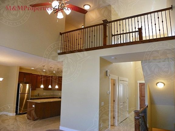 4th image of 2216 W Mackay Ln