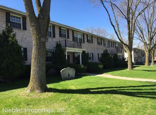 1328 S Taylor St APT 12, Green Bay, WI 54304