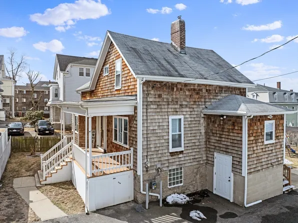 173 Whipple St, Fall River, MA 02721