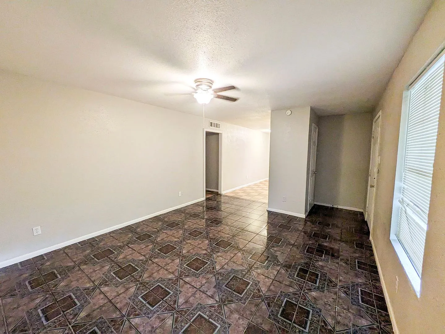 Sullivan Apartment Homes — Photo 4