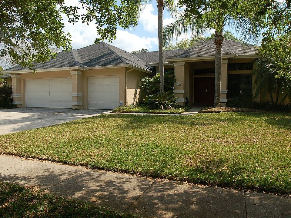 1st image of 15917 Farringham Dr