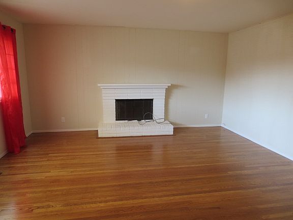 4th image of 420 S 26th St