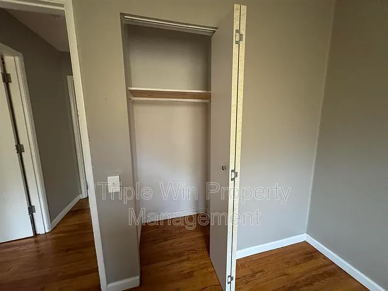 1372 Farmview Ave — Photo 21