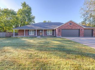 3628 E 142nd St S, Bixby, OK 74008