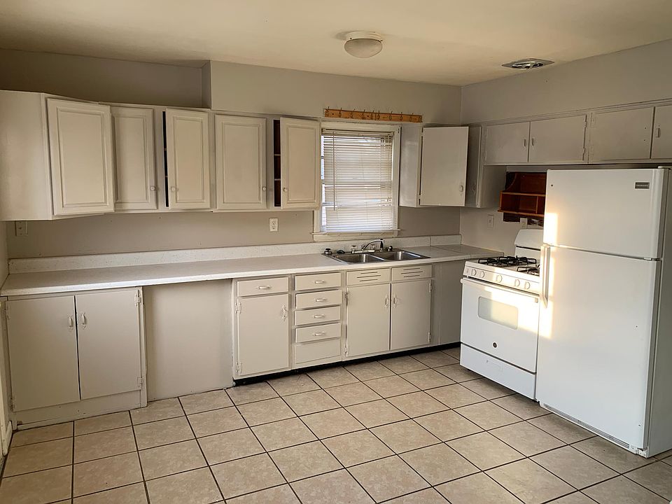 1st image of 668 Northside Dr