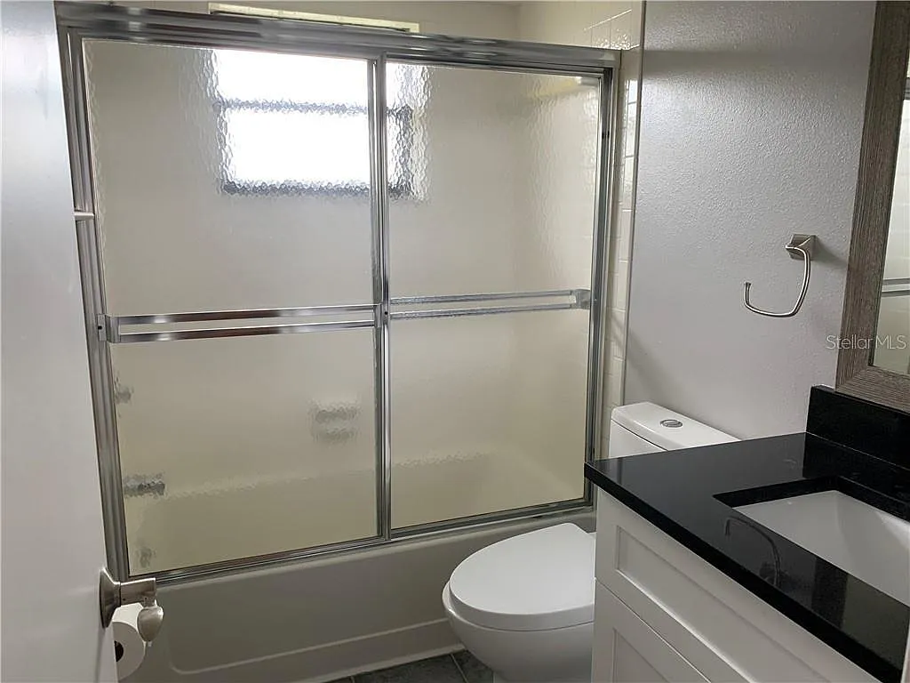 2 bed, 838 sqft, $1,500 — Photo 3