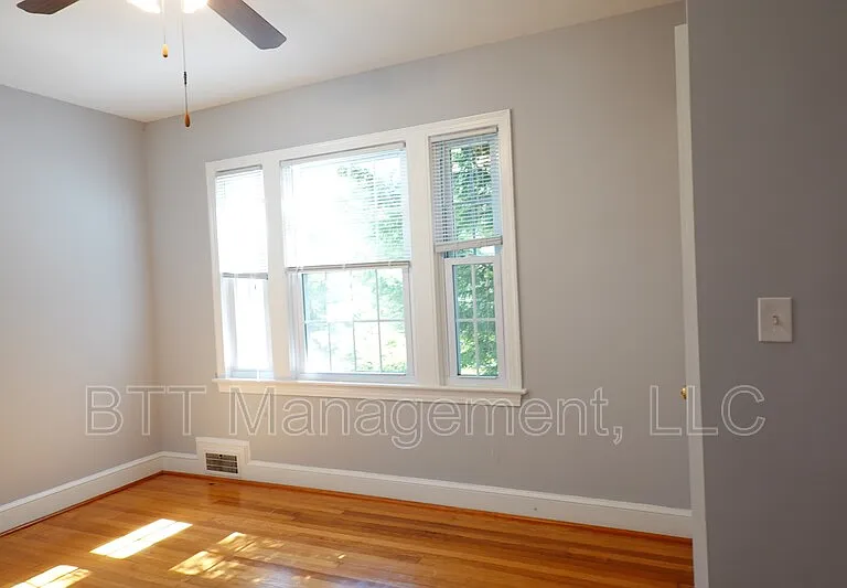 800 Maplewood Ave #1 — Photo 73