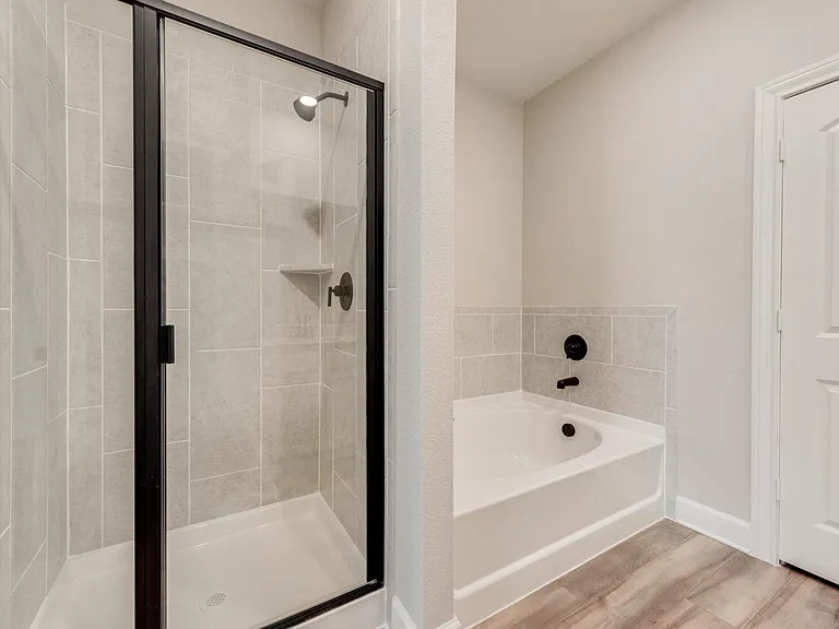 800 Jackel Dr — Photo 17