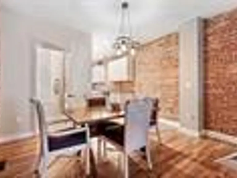 516 Borland St — Photo 7