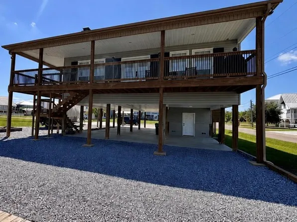 4003 Kyushu St, Bay Saint Louis, MS 39520