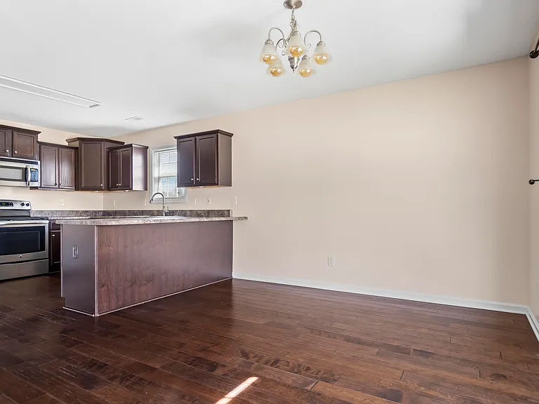132 Prelude Dr — Photo 9