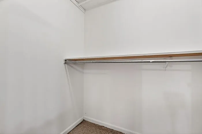 8134 Old Prairie Ct — Photo 14