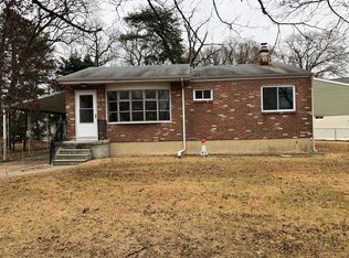 206 Hammarlee Rd, Glen Burnie, MD 21060