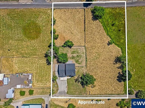 2nd image of 6922 Fruitland Rd NE