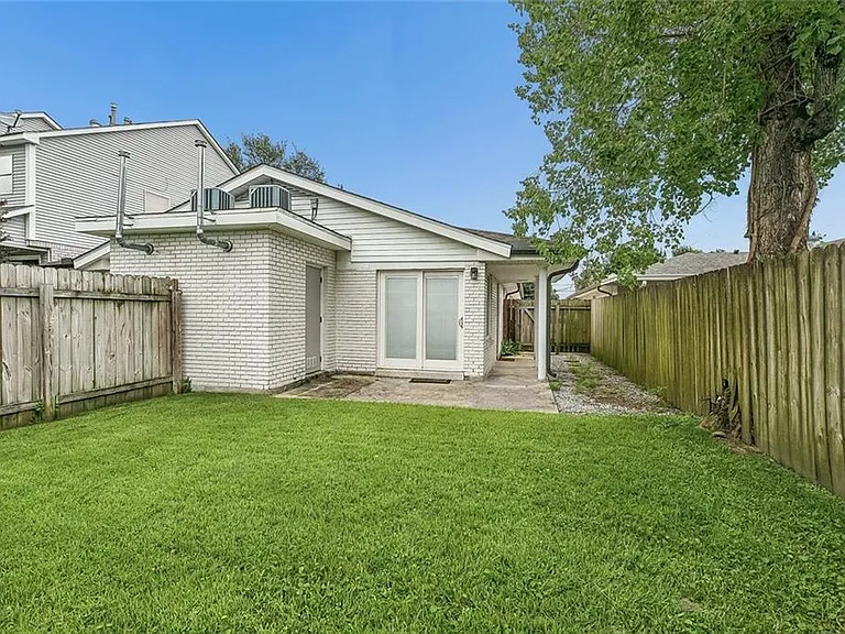 422 Nursery Ave — Photo 15
