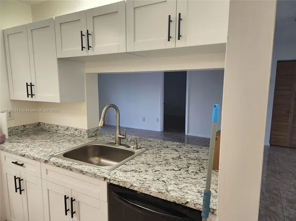 3515 NW 94th Ave #8A, Sunrise, FL 33351