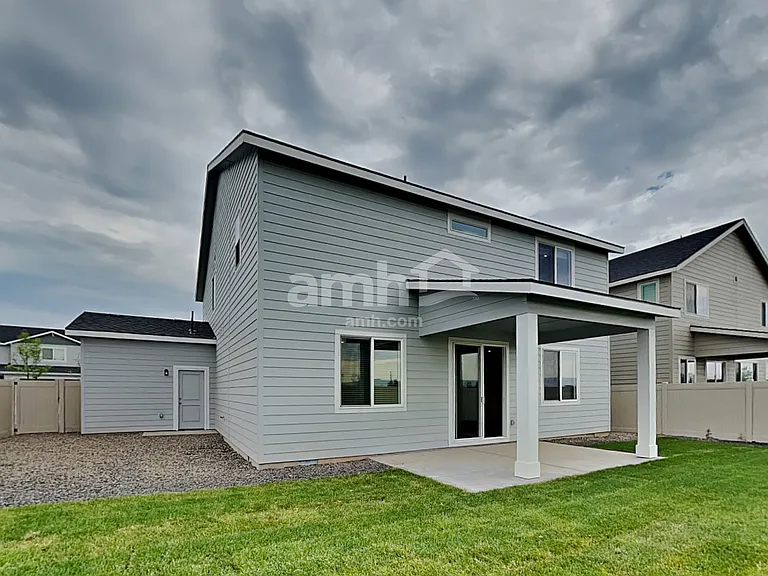 1052 S Woodsome Ave — Photo 22