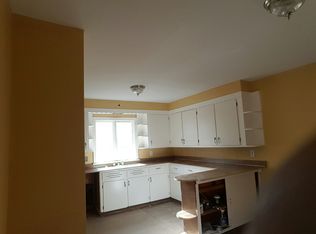 27 Julia St, Amsterdam, NY 12010