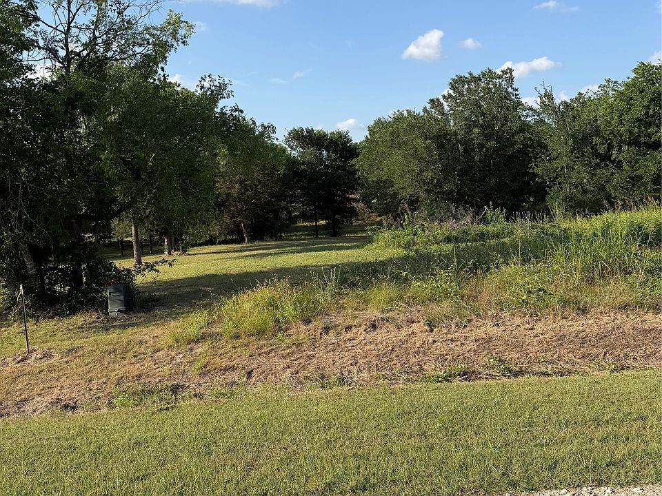 2nd image of LOT 64 Fairway Parks Dr