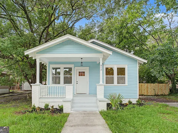 812 E 33rd St, Savannah, GA 31401