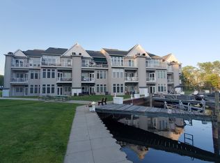 2411 Lake Ave UNIT 14, Muskegon, MI 49445