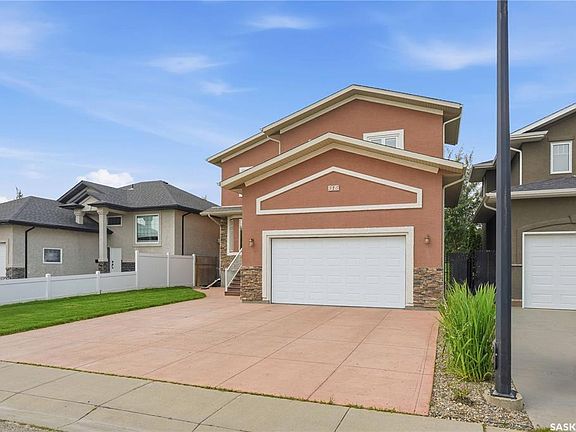 2nd image of 315 Waters CRESCENT