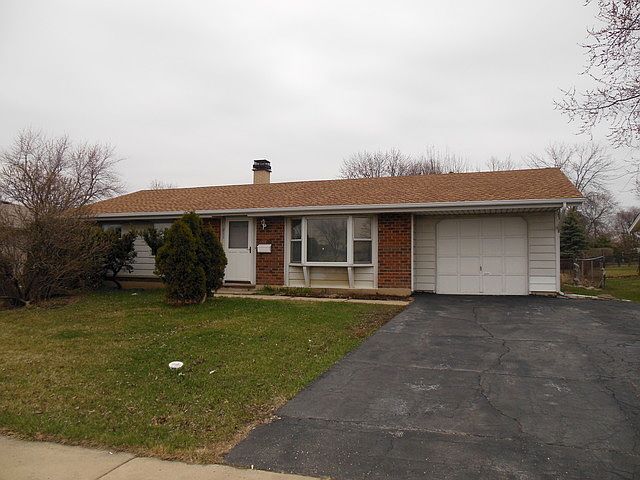 1st image of 211 N Salem Dr