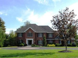 778 Waldens Pond Rd, Guilderland, NY 12084