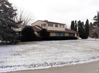 1515 Pelton Rd, Fostoria, OH 44830