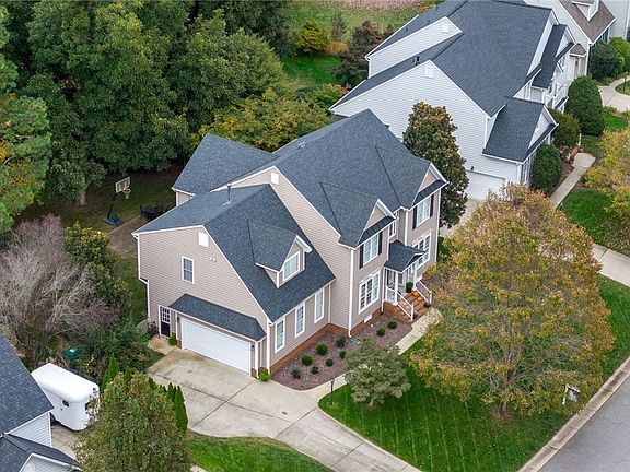 4th image of 9433 Indianfield Dr