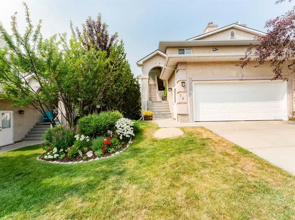 76 E Sierra Morena Grn SW, Calgary, AB T3H 3E5
