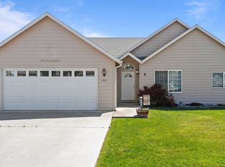 1515 SW Meadow View Dr, Hermiston, OR 97838