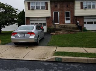 124 Pickwick Pl #1, Millersville, PA 17551