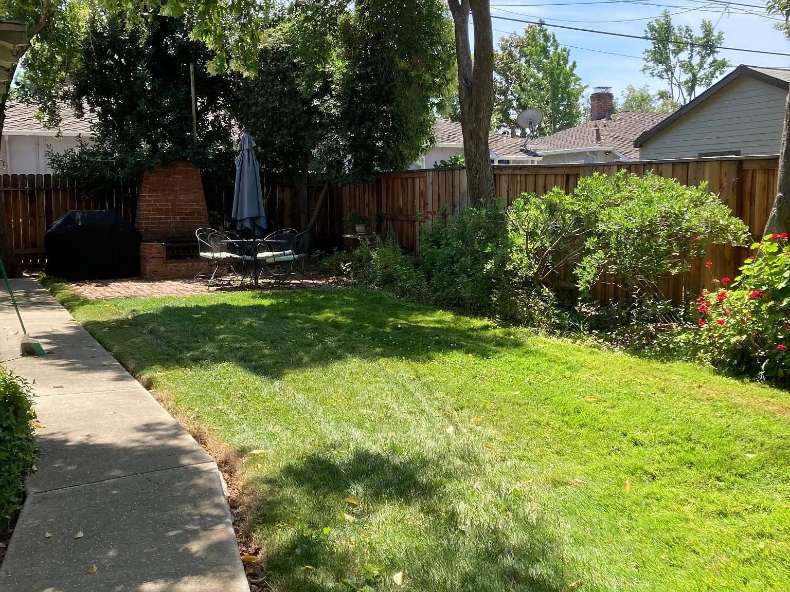 1 bed, 1100 sqft, $2,300 — Photo 2