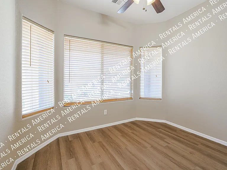 11925 W Jefferson St — Photo 13