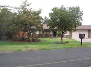 2700 Tioga Ave, Oakdale, CA 95361