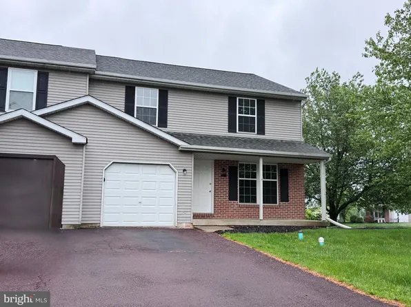 101 Abbey Ln, Telford, PA 18969