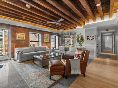 28-32 Atlantic Ave #415-417, Boston, MA, 02110
