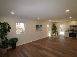 1103 Brenda Ct, Chapel Hill, NC 27516