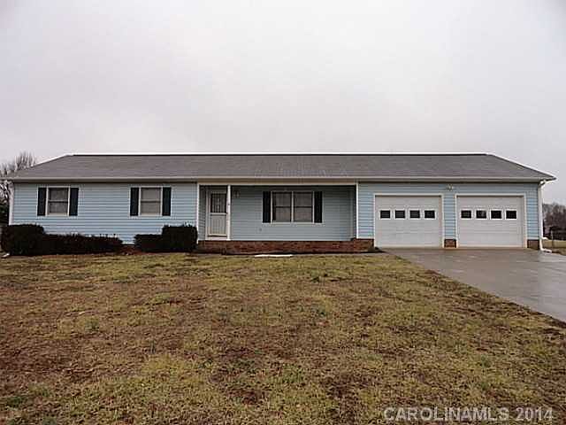 1st image of 192 Antler Dr