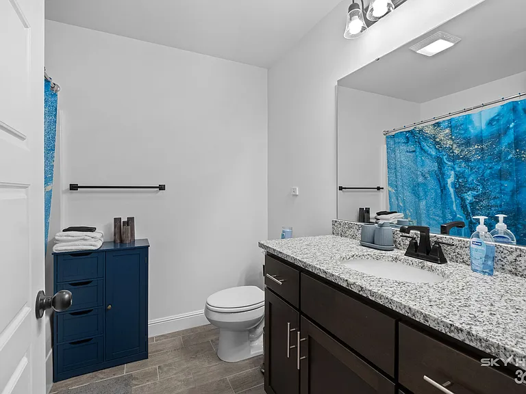 6102 Hoover St — Photo 23