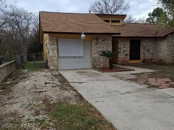 2nd image of 5359 Encanta St