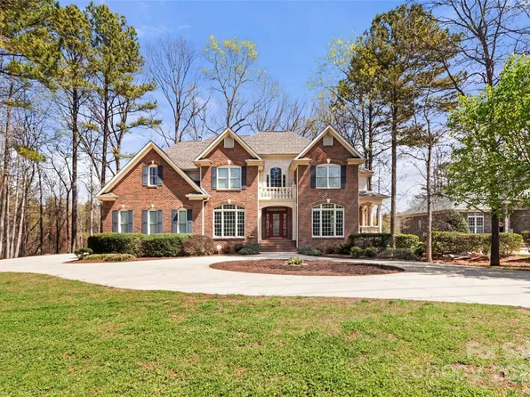 7912 Blades Trl, Denver, NC 28037