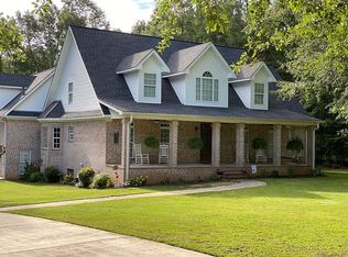145 Fox Valley Dr, Maylene, AL 35114