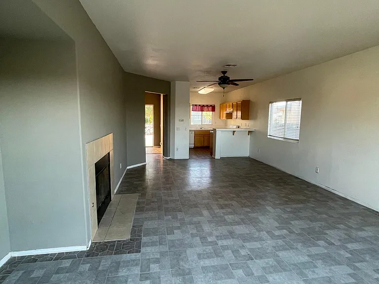 Inyo Ct — Photo 30