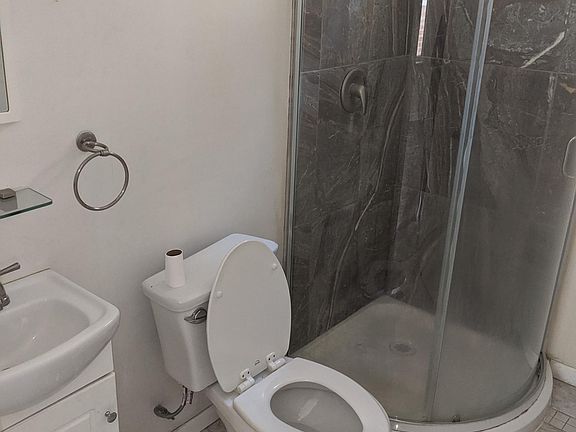 2nd image of 2519 S Homan Ave #2
