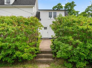 57 Old Falls Rd, Liverpool, NS B0T 1B0