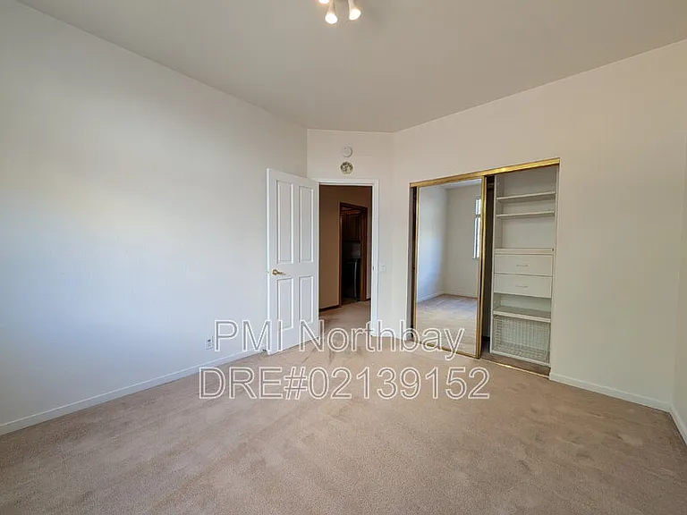 3275 Formby Ln — Photo 17