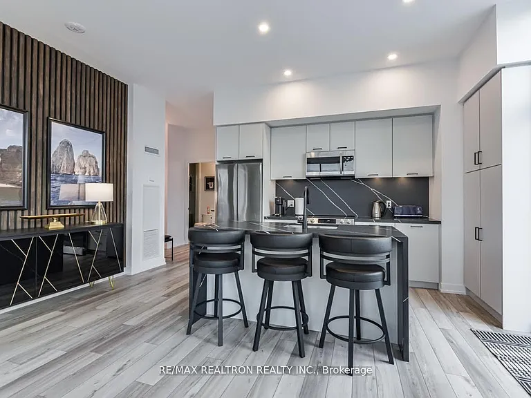 415 Sea Ray Ave #417 — Photo 5
