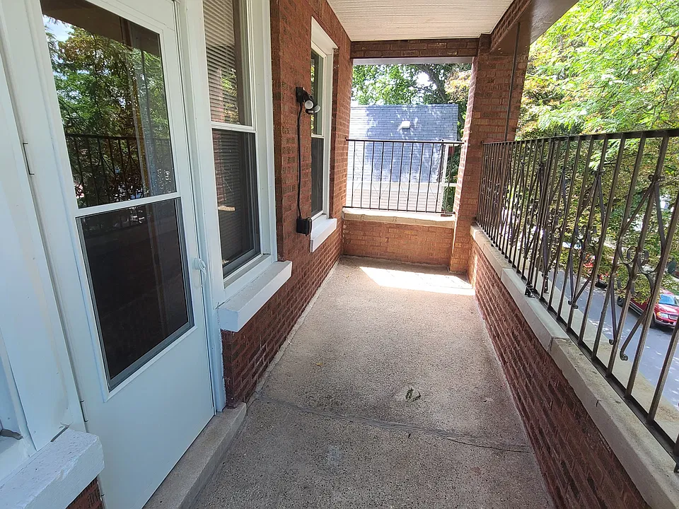4825 S Seeley Ave #3